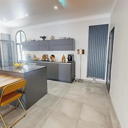 Aux Calanques De Figuerolle * La Ciotat