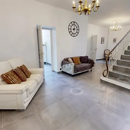 Aux Calanques De Figuerolle * La Ciotat