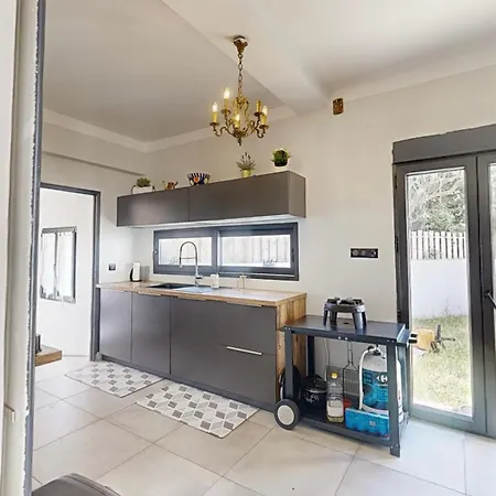 Aux Calanques De Figuerolle *